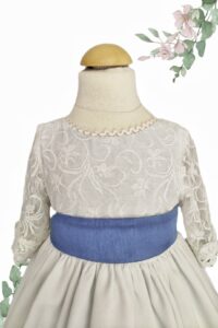 vestido encanje lazo azul